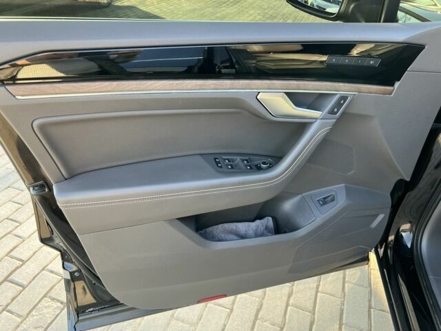 Черный Фольксваген Туарег, объемом двигателя 3 л и пробегом 194 тыс. км за 40500 $, фото 10 на Automoto.ua