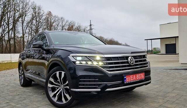 Черный Фольксваген Туарег, объемом двигателя 3 л и пробегом 189 тыс. км за 42800 $, фото 49 на Automoto.ua