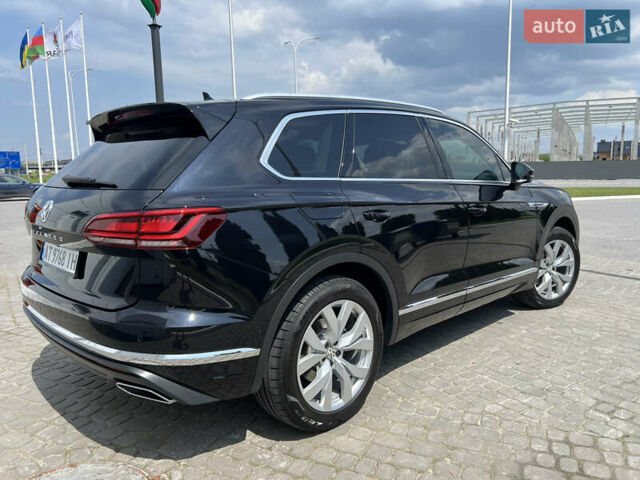 Черный Фольксваген Туарег, объемом двигателя 2.97 л и пробегом 121 тыс. км за 49800 $, фото 11 на Automoto.ua