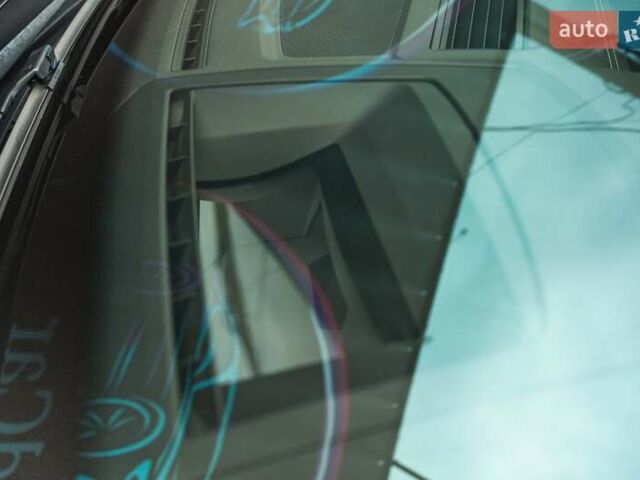 Черный Фольксваген Туарег, объемом двигателя 3.96 л и пробегом 170 тыс. км за 57777 $, фото 69 на Automoto.ua