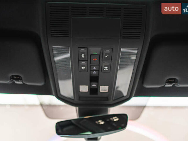 Черный Фольксваген Туарег, объемом двигателя 3.96 л и пробегом 170 тыс. км за 57777 $, фото 73 на Automoto.ua