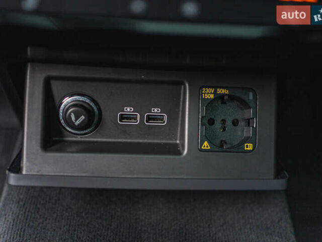 Черный Фольксваген Туарег, объемом двигателя 3.96 л и пробегом 170 тыс. км за 57777 $, фото 85 на Automoto.ua