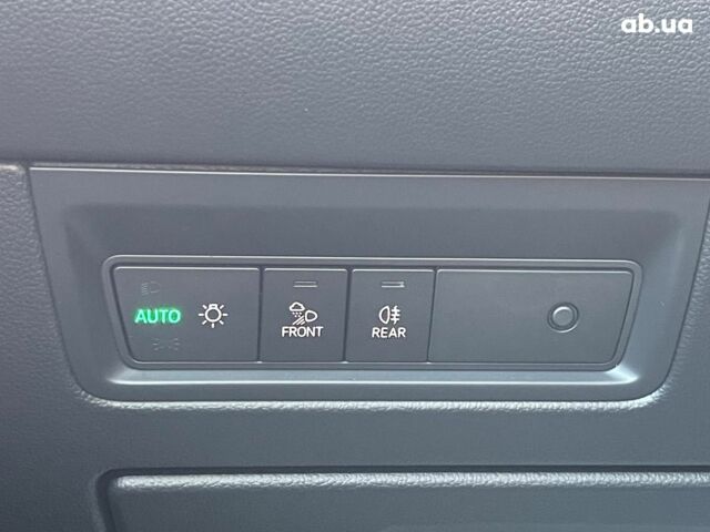 Чорний Фольксваген Туарег, об'ємом двигуна 3 л та пробігом 43 тис. км за 43990 $, фото 23 на Automoto.ua