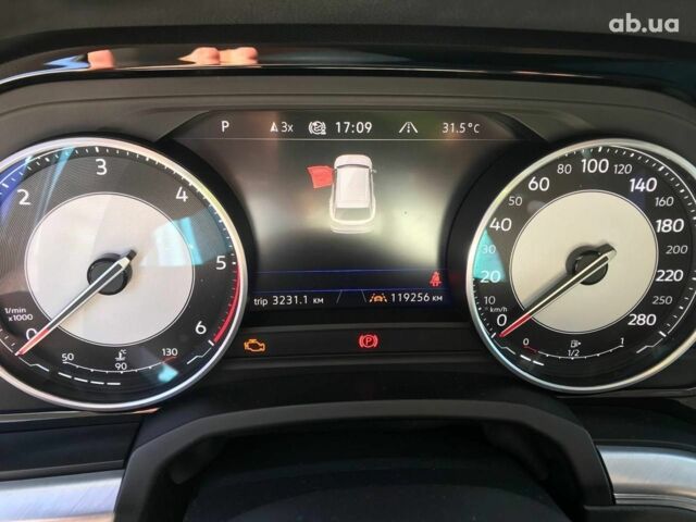 Чорний Фольксваген Туарег, об'ємом двигуна 3 л та пробігом 119 тис. км за 49990 $, фото 16 на Automoto.ua