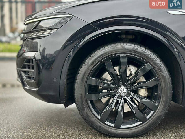 Черный Фольксваген Туарег, объемом двигателя 3 л и пробегом 141 тыс. км за 48500 $, фото 13 на Automoto.ua