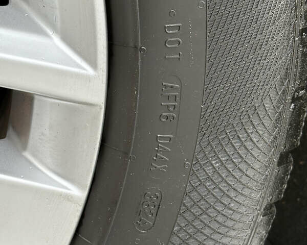 Черный Фольксваген Туарег, объемом двигателя 3 л и пробегом 188 тыс. км за 44555 $, фото 89 на Automoto.ua