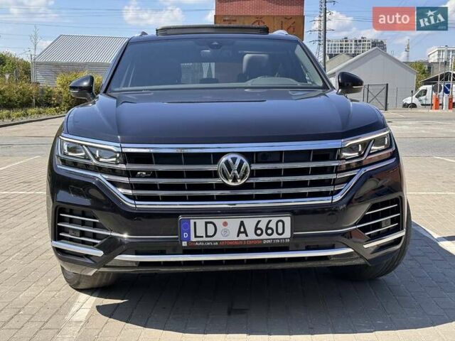 Черный Фольксваген Туарег, объемом двигателя 2.97 л и пробегом 194 тыс. км за 48200 $, фото 49 на Automoto.ua