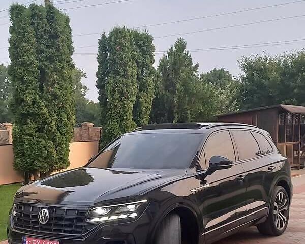 Черный Фольксваген Туарег, объемом двигателя 2.97 л и пробегом 163 тыс. км за 51500 $, фото 36 на Automoto.ua