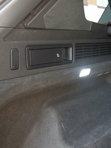 Черный Фольксваген Туарег, объемом двигателя 2.97 л и пробегом 163 тыс. км за 51500 $, фото 7 на Automoto.ua