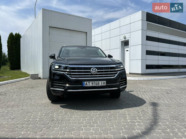 Черный Фольксваген Туарег, объемом двигателя 2.97 л и пробегом 121 тыс. км за 49800 $, фото 4 на Automoto.ua