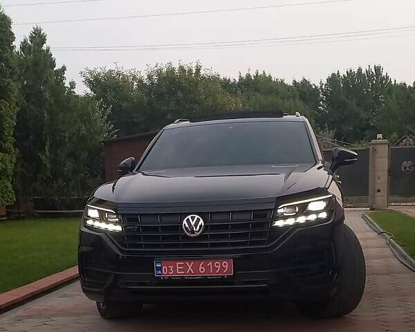 Черный Фольксваген Туарег, объемом двигателя 2.97 л и пробегом 163 тыс. км за 51500 $, фото 32 на Automoto.ua