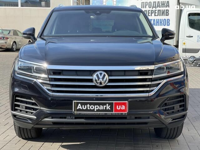 Чорний Фольксваген Туарег, об'ємом двигуна 3 л та пробігом 43 тис. км за 43990 $, фото 1 на Automoto.ua