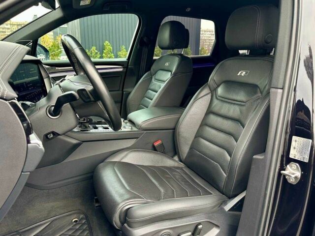 Черный Фольксваген Туарег, объемом двигателя 3 л и пробегом 141 тыс. км за 48500 $, фото 11 на Automoto.ua