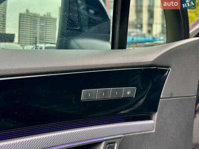 Черный Фольксваген Туарег, объемом двигателя 3 л и пробегом 141 тыс. км за 48500 $, фото 25 на Automoto.ua