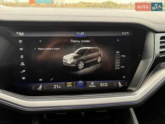 Черный Фольксваген Туарег, объемом двигателя 3 л и пробегом 188 тыс. км за 44555 $, фото 58 на Automoto.ua