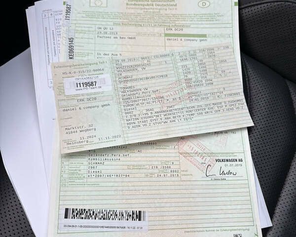 Черный Фольксваген Туарег, объемом двигателя 3 л и пробегом 188 тыс. км за 44555 $, фото 111 на Automoto.ua