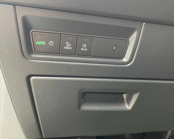 Черный Фольксваген Туарег, объемом двигателя 2.97 л и пробегом 267 тыс. км за 43900 $, фото 22 на Automoto.ua