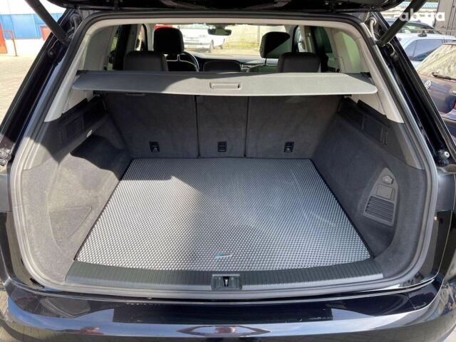 Чорний Фольксваген Туарег, об'ємом двигуна 3 л та пробігом 43 тис. км за 43990 $, фото 13 на Automoto.ua