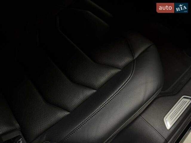 Черный Фольксваген Туарег, объемом двигателя 2.97 л и пробегом 123 тыс. км за 49900 $, фото 53 на Automoto.ua