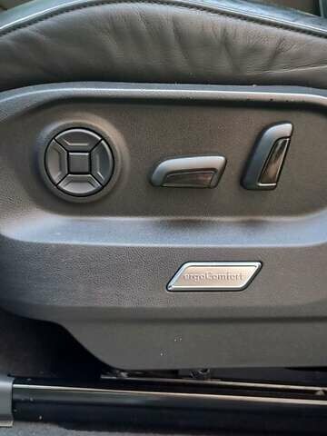 Черный Фольксваген Туарег, объемом двигателя 2.97 л и пробегом 163 тыс. км за 51500 $, фото 15 на Automoto.ua