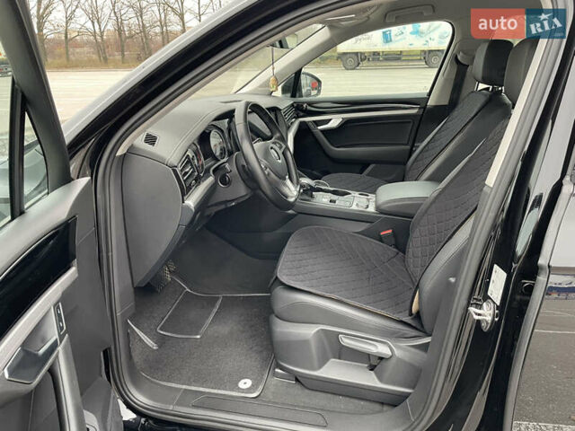 Черный Фольксваген Туарег, объемом двигателя 2.99 л и пробегом 135 тыс. км за 36950 $, фото 18 на Automoto.ua