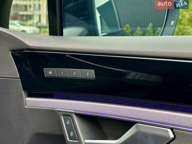 Черный Фольксваген Туарег, объемом двигателя 3 л и пробегом 141 тыс. км за 48500 $, фото 57 на Automoto.ua