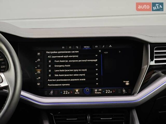 Черный Фольксваген Туарег, объемом двигателя 2.97 л и пробегом 98 тыс. км за 59980 $, фото 66 на Automoto.ua