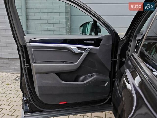 Черный Фольксваген Туарег, объемом двигателя 2.97 л и пробегом 98 тыс. км за 59980 $, фото 24 на Automoto.ua