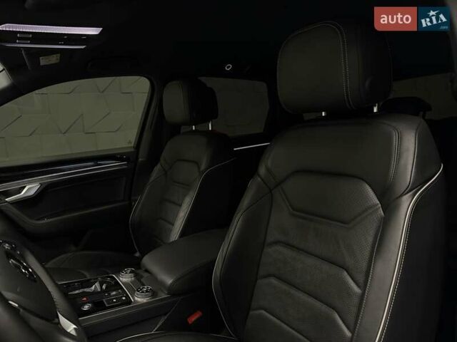 Черный Фольксваген Туарег, объемом двигателя 2.97 л и пробегом 123 тыс. км за 49900 $, фото 40 на Automoto.ua