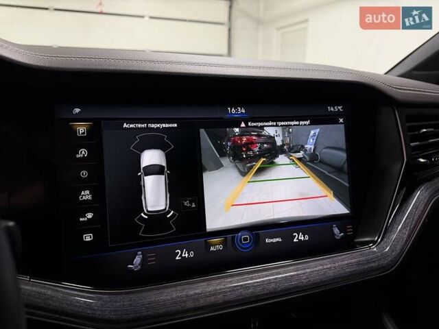 Черный Фольксваген Туарег, объемом двигателя 2.97 л и пробегом 123 тыс. км за 49900 $, фото 39 на Automoto.ua