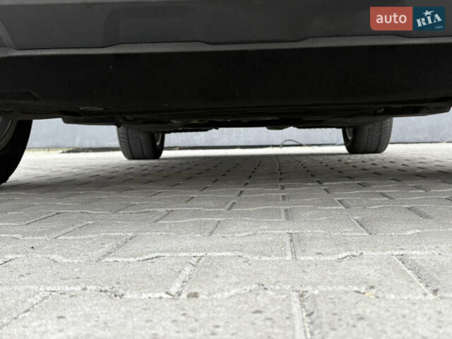 Черный Фольксваген Туарег, объемом двигателя 3 л и пробегом 188 тыс. км за 44555 $, фото 93 на Automoto.ua