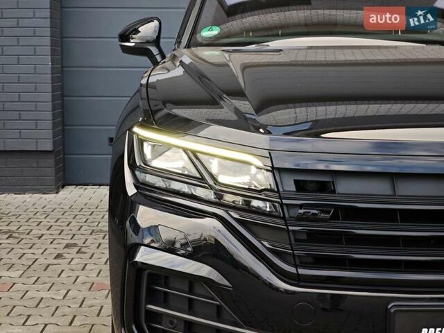 Черный Фольксваген Туарег, объемом двигателя 2.97 л и пробегом 98 тыс. км за 59980 $, фото 13 на Automoto.ua