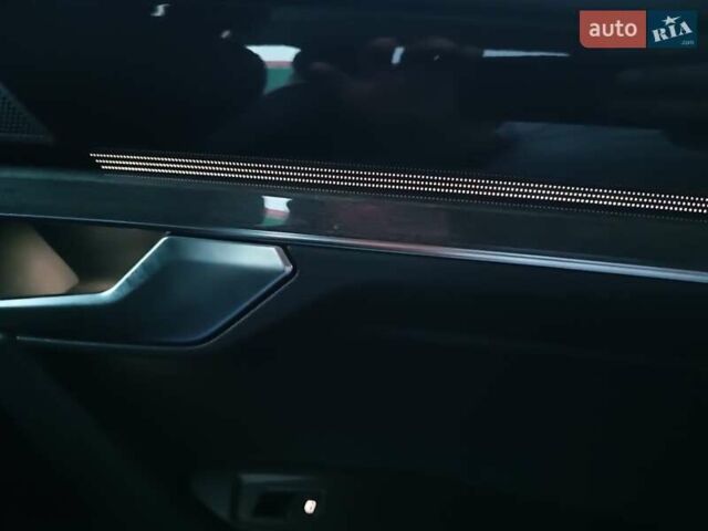 Черный Фольксваген Туарег, объемом двигателя 2.97 л и пробегом 255 тыс. км за 42000 $, фото 31 на Automoto.ua