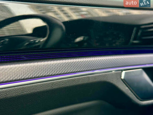 Черный Фольксваген Туарег, объемом двигателя 3 л и пробегом 141 тыс. км за 48500 $, фото 39 на Automoto.ua