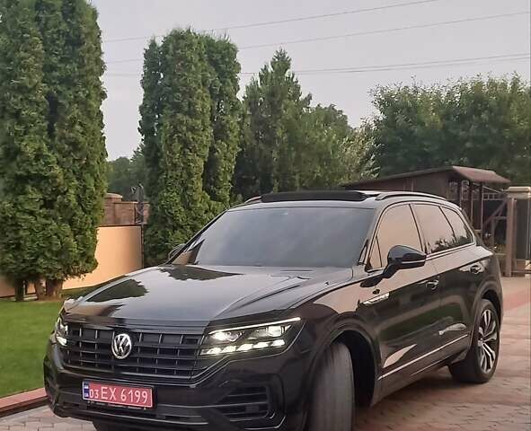 Черный Фольксваген Туарег, объемом двигателя 2.97 л и пробегом 163 тыс. км за 51500 $, фото 37 на Automoto.ua