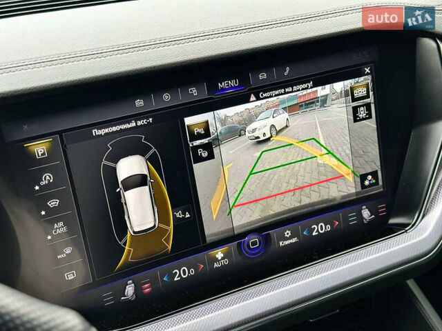 Черный Фольксваген Туарег, объемом двигателя 2.97 л и пробегом 129 тыс. км за 48500 $, фото 51 на Automoto.ua