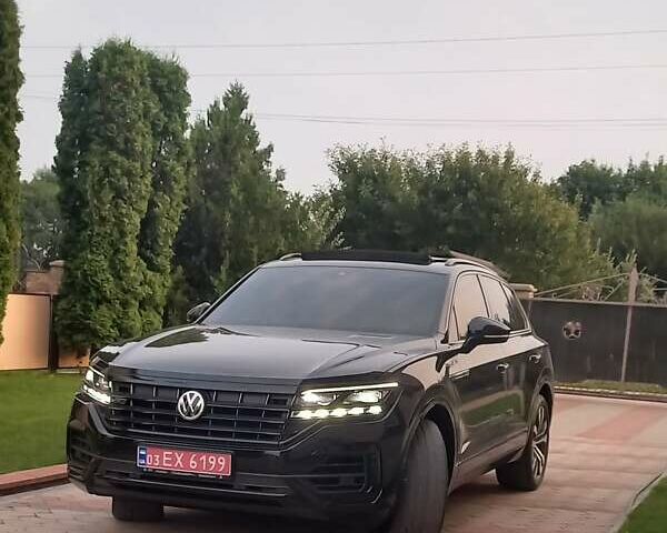 Черный Фольксваген Туарег, объемом двигателя 2.97 л и пробегом 163 тыс. км за 51500 $, фото 47 на Automoto.ua