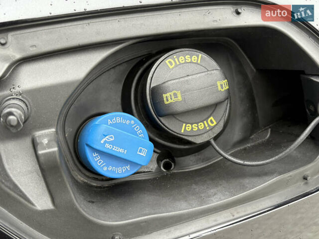 Черный Фольксваген Туарег, объемом двигателя 3 л и пробегом 188 тыс. км за 44555 $, фото 107 на Automoto.ua