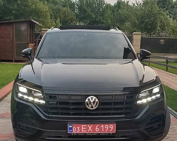 Черный Фольксваген Туарег, объемом двигателя 2.97 л и пробегом 163 тыс. км за 51500 $, фото 42 на Automoto.ua