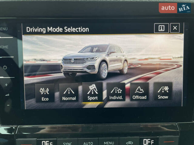 Черный Фольксваген Туарег, объемом двигателя 2.99 л и пробегом 135 тыс. км за 36950 $, фото 8 на Automoto.ua