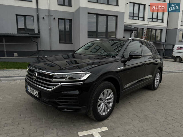 Фольксваген Туарег 2019 в Дубно на Automoto.ua Черный Фольксваген Туарег, объемом двигателя 3 л и пробегом 48 тыс. км за 43500 $, фото 1 на Automoto.ua