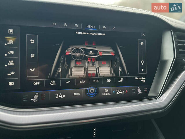 Черный Фольксваген Туарег, объемом двигателя 3 л и пробегом 115 тыс. км за 45500 $, фото 51 на Automoto.ua
