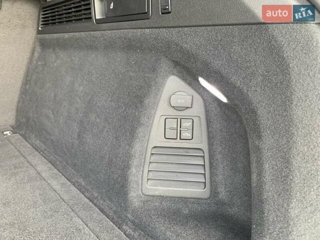 Черный Фольксваген Туарег, объемом двигателя 2.97 л и пробегом 77 тыс. км за 51000 $, фото 32 на Automoto.ua