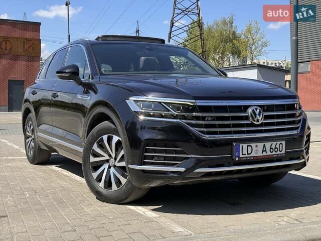 Черный Фольксваген Туарег, объемом двигателя 2.97 л и пробегом 194 тыс. км за 48200 $, фото 48 на Automoto.ua