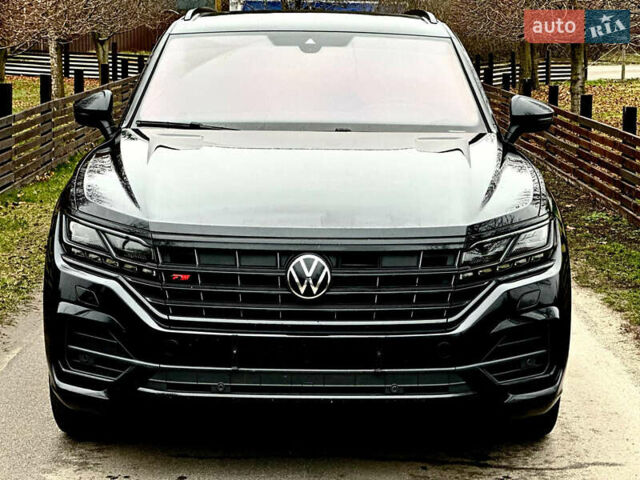 Черный Фольксваген Туарег, объемом двигателя 3 л и пробегом 115 тыс. км за 45500 $, фото 4 на Automoto.ua