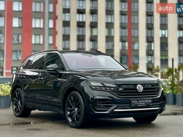 Черный Фольксваген Туарег, объемом двигателя 3 л и пробегом 141 тыс. км за 48500 $, фото 4 на Automoto.ua