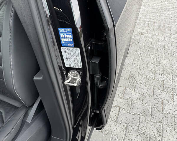 Черный Фольксваген Туарег, объемом двигателя 3 л и пробегом 188 тыс. км за 44555 $, фото 103 на Automoto.ua