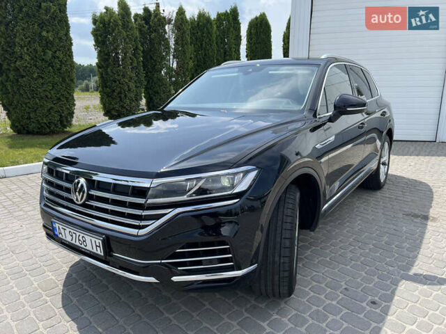 Черный Фольксваген Туарег, объемом двигателя 2.97 л и пробегом 121 тыс. км за 49800 $, фото 1 на Automoto.ua