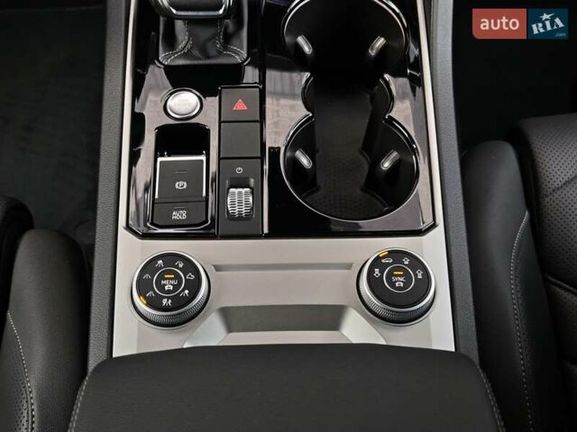 Черный Фольксваген Туарег, объемом двигателя 2.97 л и пробегом 98 тыс. км за 59980 $, фото 45 на Automoto.ua