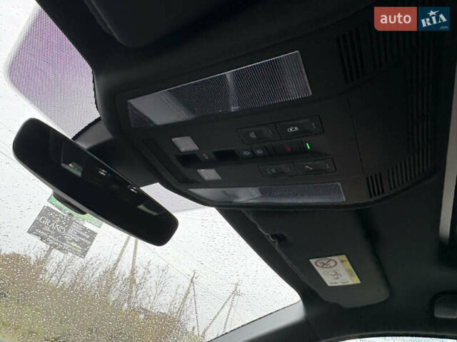 Черный Фольксваген Туарег, объемом двигателя 3 л и пробегом 188 тыс. км за 44555 $, фото 86 на Automoto.ua